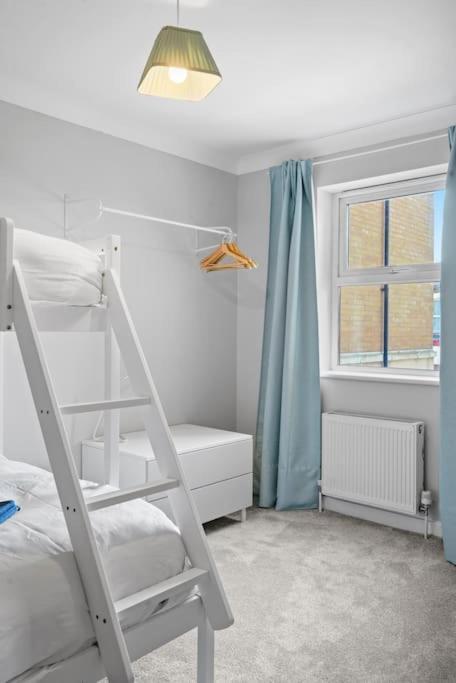 Modern Apartment Near Old Town With Parking Margate Extérieur photo